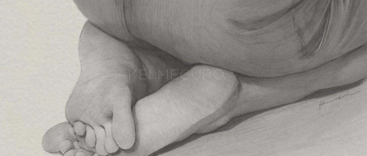 With a pencil, she made the sketch perfect! This texture makes it time for the "keyboard man" to shut up